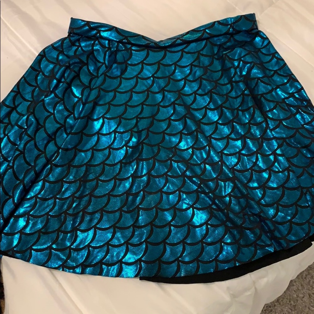 Fun mermaid skater skirt